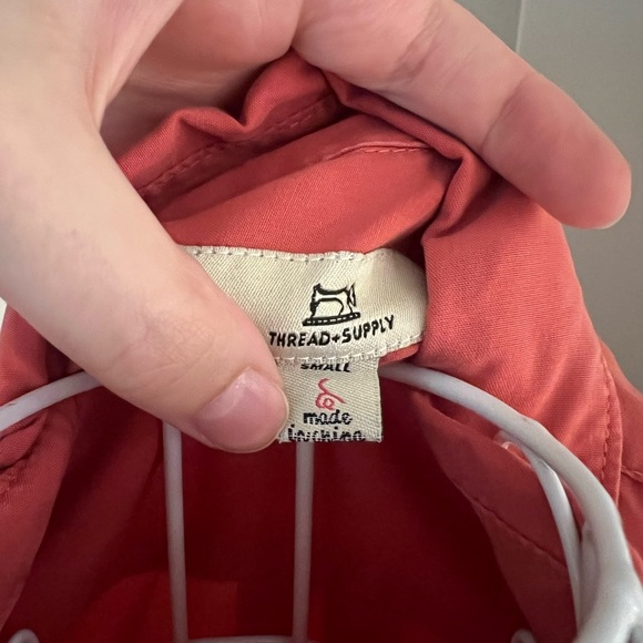 Thread and supply orange button down top size Small - Picture 3 of 4